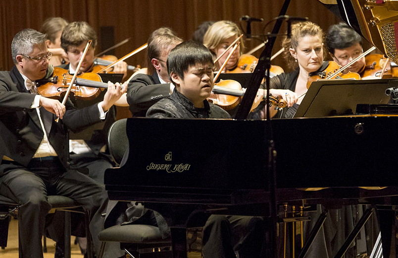 Moye Chen playing the Shigeru Kawai SK-EX during the final stage of the 11th Sydney International Piano competition.