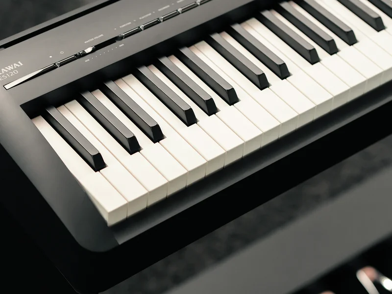 Uncluttered appearance, lightweight body