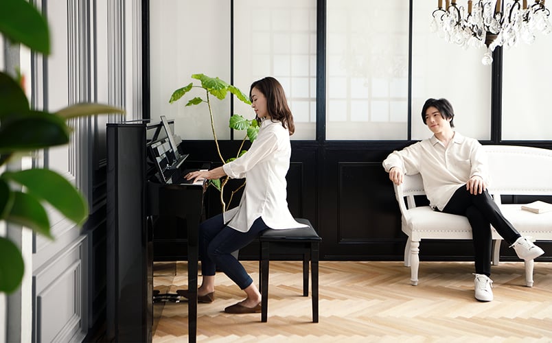 Kawai Novus NV10S & NV5S hybrid pianos