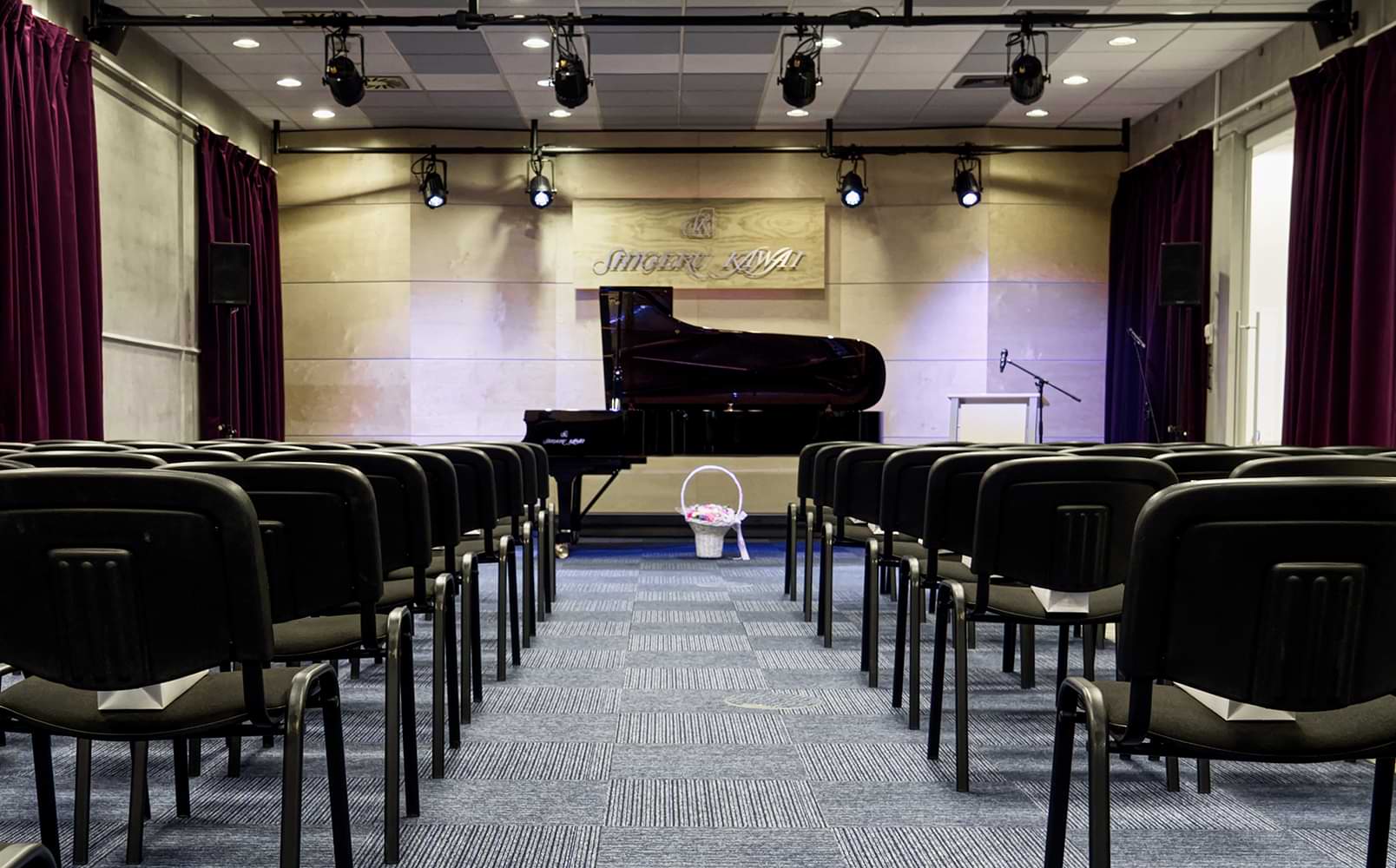 Kawai Europa - Poland Branch - Concert hall with Shigeru Kawai SK-EX concert grand piano